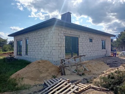 Причины нарушения геометрии стен в новых домах