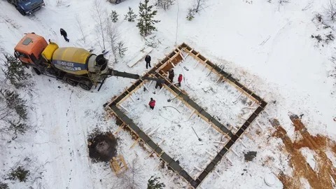 Строительство многоэтажек: трудности с поставками